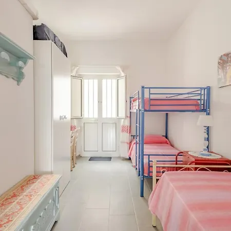 Casa Isabella Vicino Mare Con Giardino Apartmán *